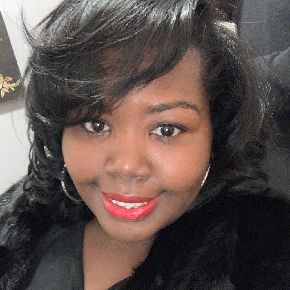 Meet your Posher, Jasmine